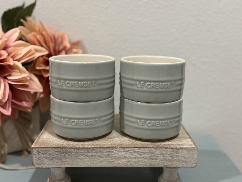 Le Creuset Stoneware Sraight Wall Ramekins 200ml / 7oz ~ PISTACHE~ Set of 4